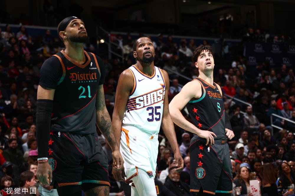 员曾在国际 员曾在国际