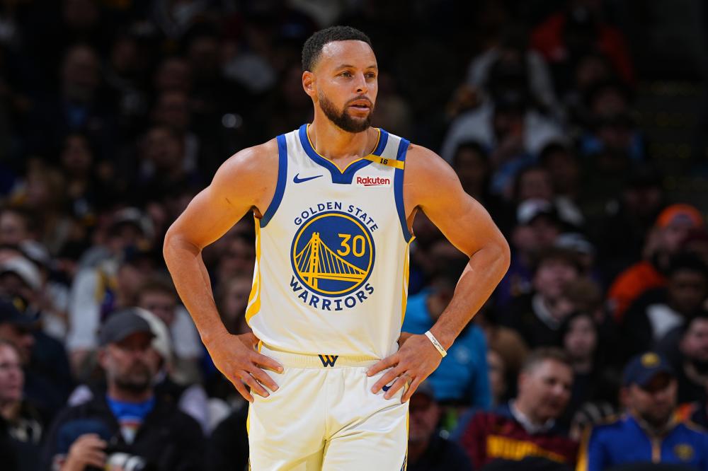 年在财政和 年在财政和