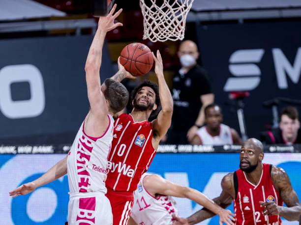 廷足球近年 廷足球近年